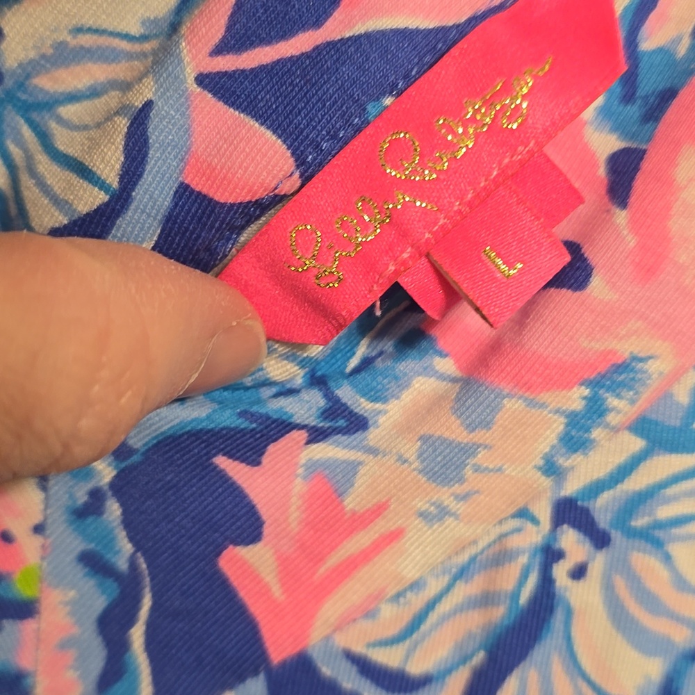 Lilly Pulitzer Pink and Blue Floral Top with Gold Logo Tag - Picture 2 of 8